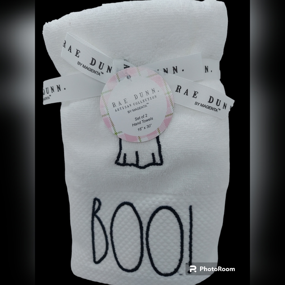 Rae Dunn "BOO" Set of 2 Halloween Hand Towels NWOT